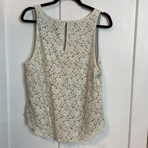 Talula | Elegant Cream Lace Tank Top Light bluey grey underlay - medium - Picture 5 of 5